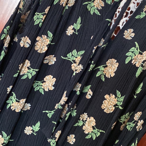 Kori Summer Midi dress. - Picture 5 of 8